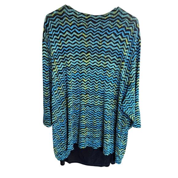 Cm Shapes Top Women's Layered Button Front Plus Relaxed Blue Black Chevron 4XL - Picture 3 of 6